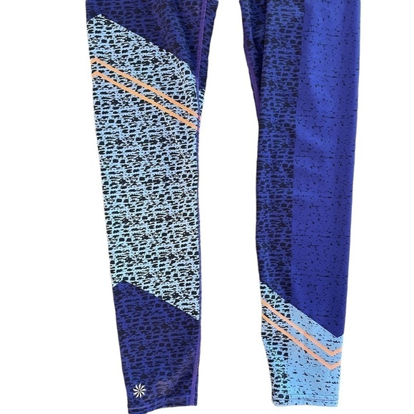 Athleta 7/8 Camo Sonar Leggings, Size XS - Picture 4 of 10
